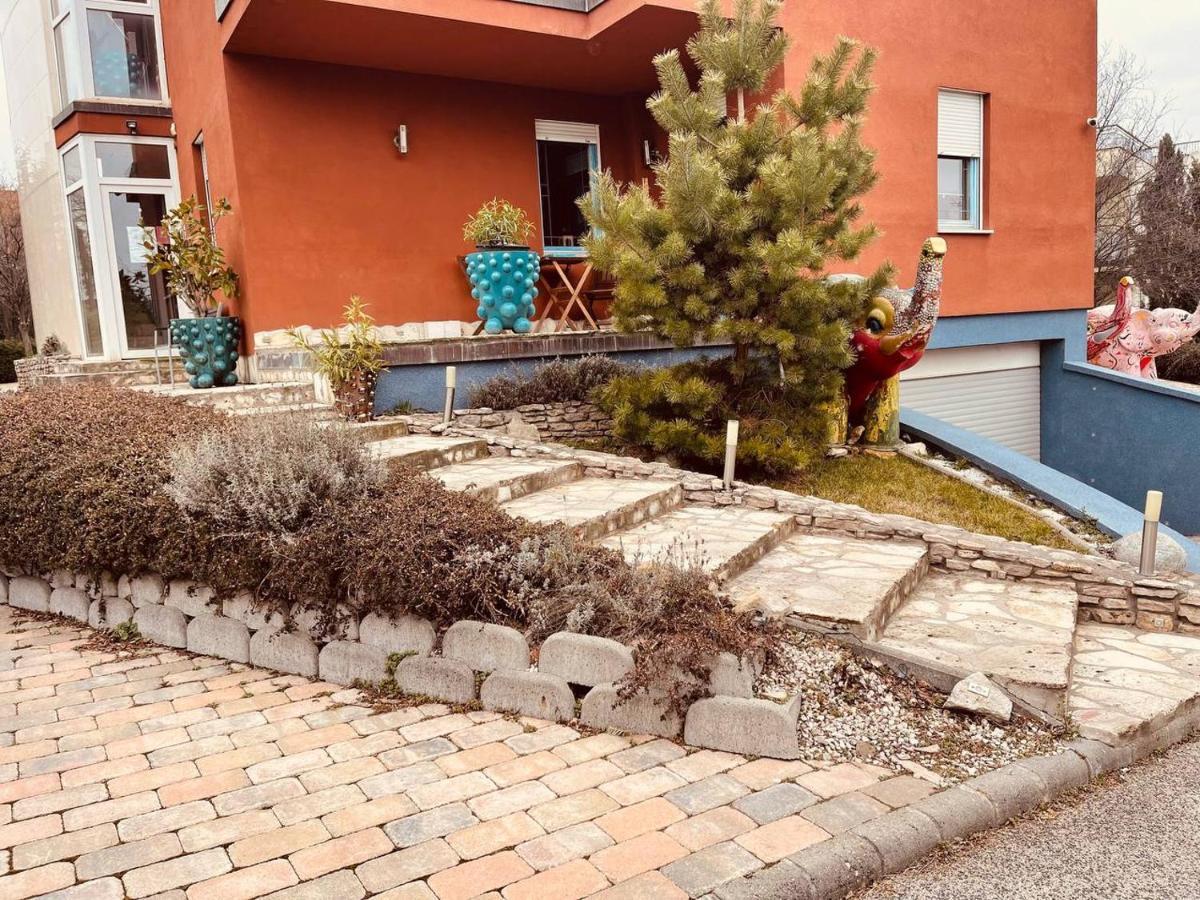 Rosehill Garden Family Villa With A Great Budapest View 외부 사진