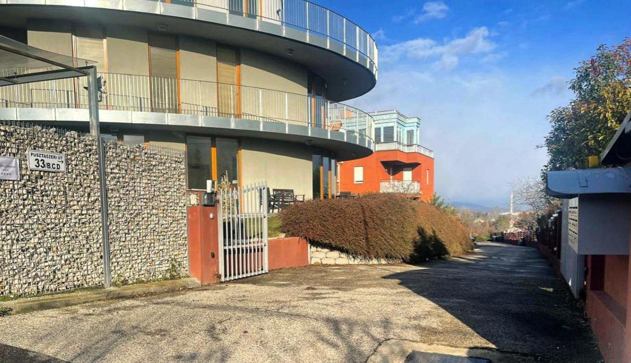 Rosehill Garden Family Villa With A Great Budapest View 외부 사진